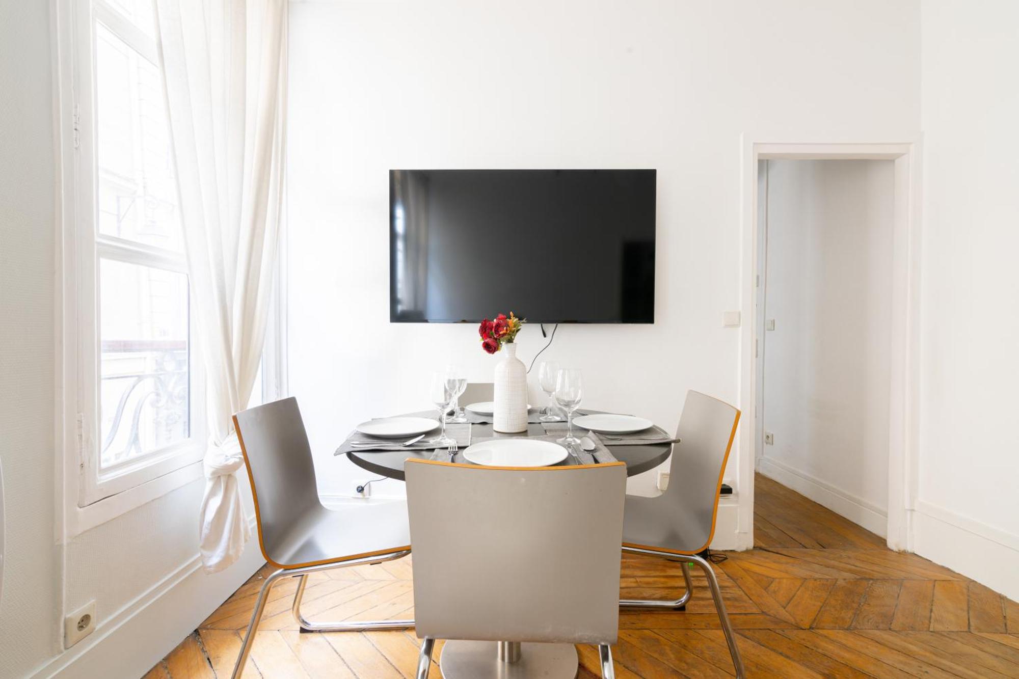 Appartement Quartier Musee Du Louvre Free Netflix Paris Luaran gambar